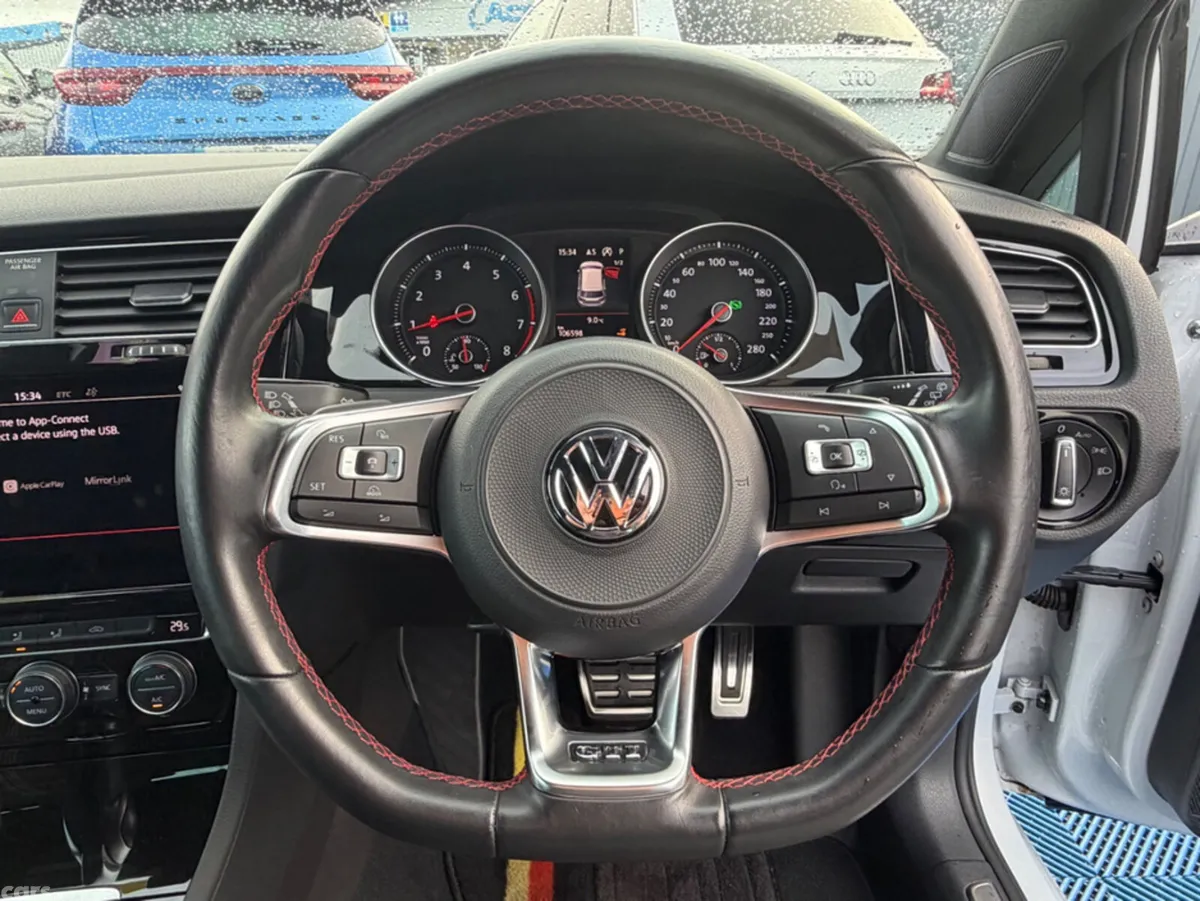 Volkswagen Golf Hatchback, Unknown, 2018, White