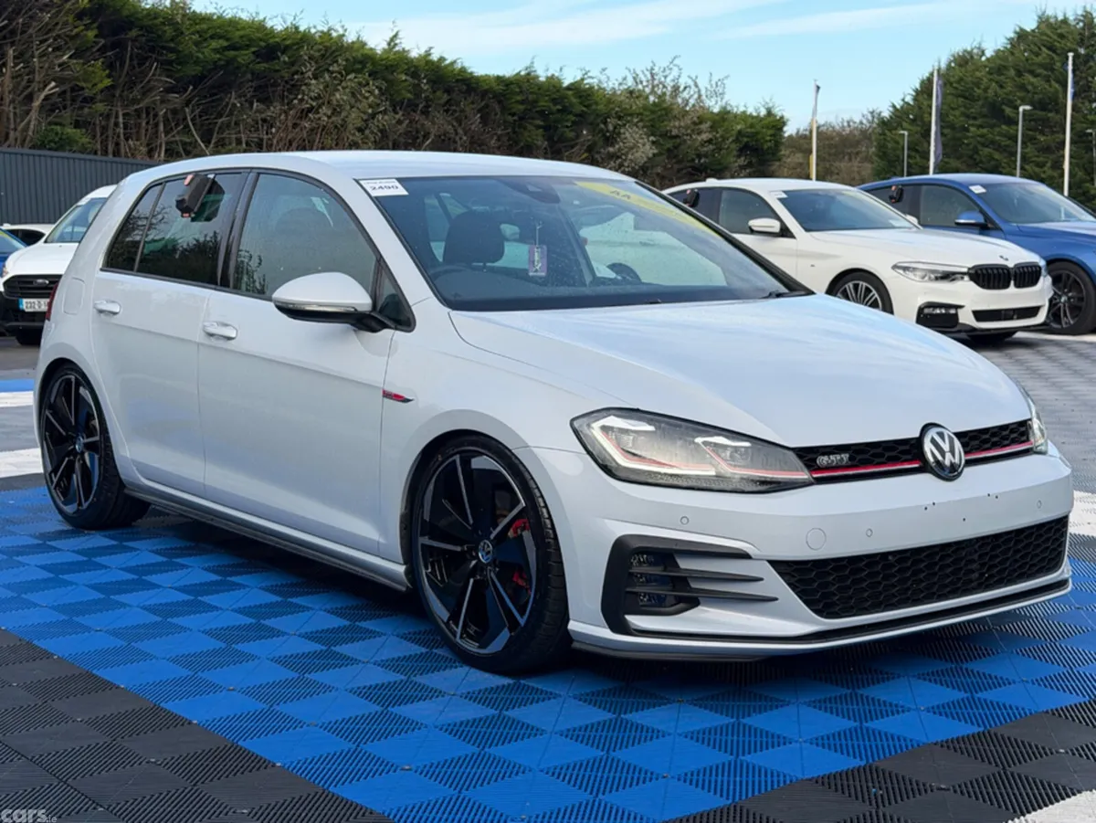 Volkswagen Golf Hatchback, Unknown, 2018, White