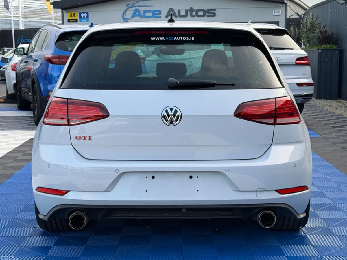 Volkswagen Golf Hatchback, Unknown, 2018, White