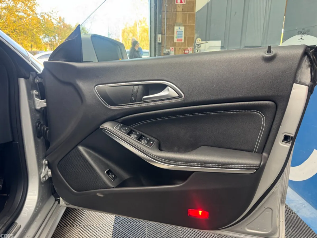 Mercedes-Benz CLA Saloon, Petrol, 2016, Silver