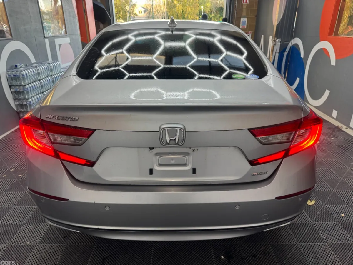 Honda Accord Saloon, Petrol Hybrid, 2020, Silver