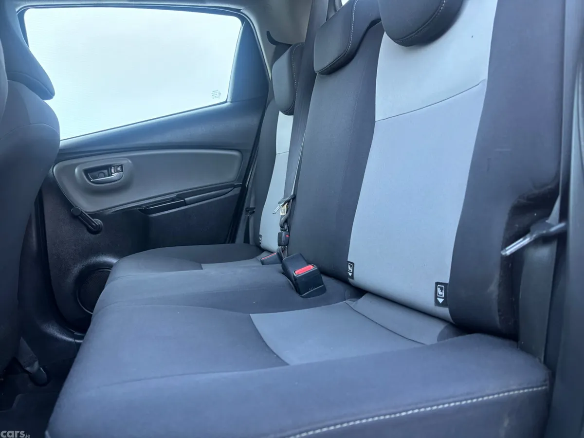 Toyota Yaris MPV, Petrol, 2019, Grey