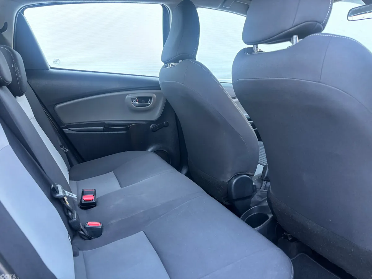 Toyota Yaris MPV, Petrol, 2019, Grey