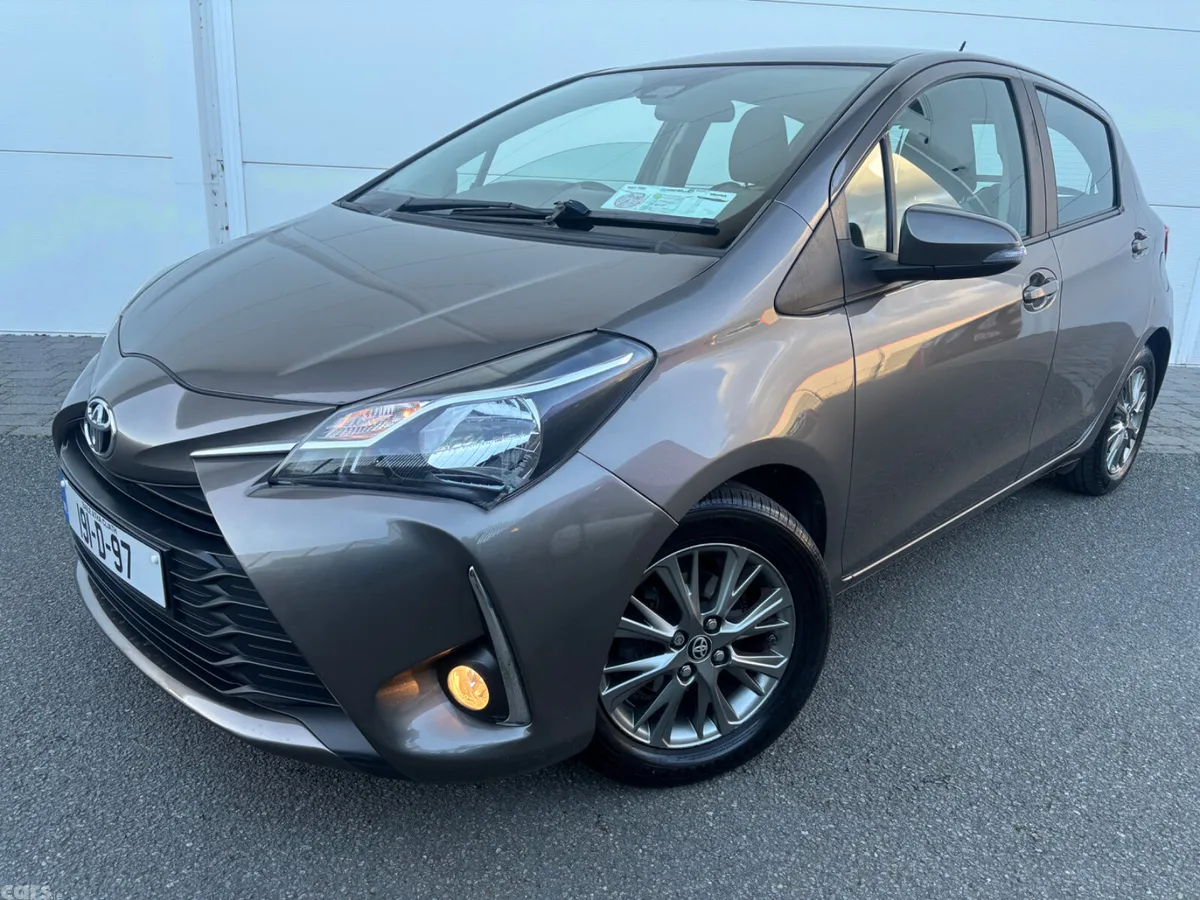 Toyota Yaris MPV, Petrol, 2019, Grey