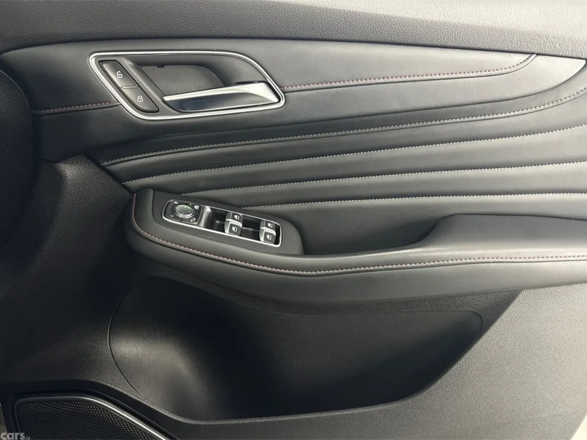 MG HS SUV, Petrol Hybrid, 2022, White