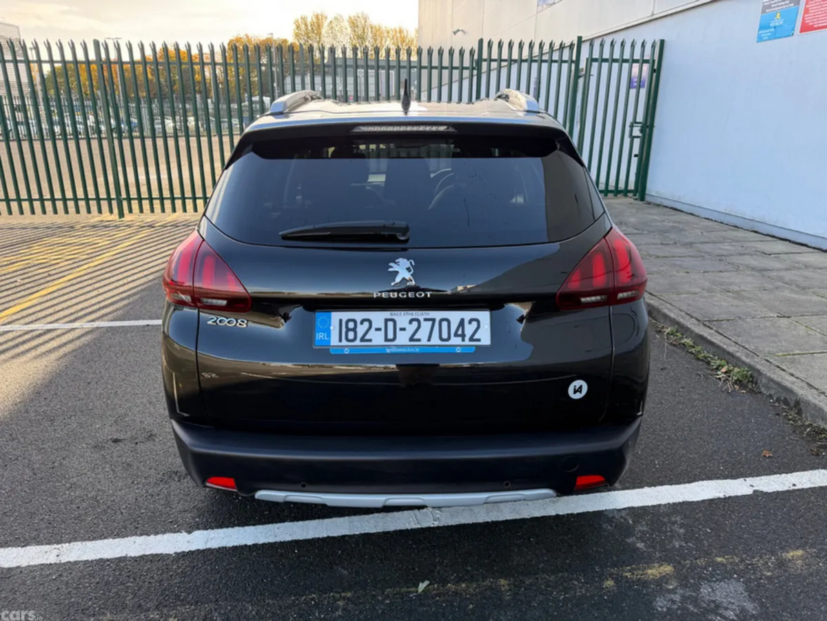 Peugeot 2008 Hatchback, Petrol, 2018, Black