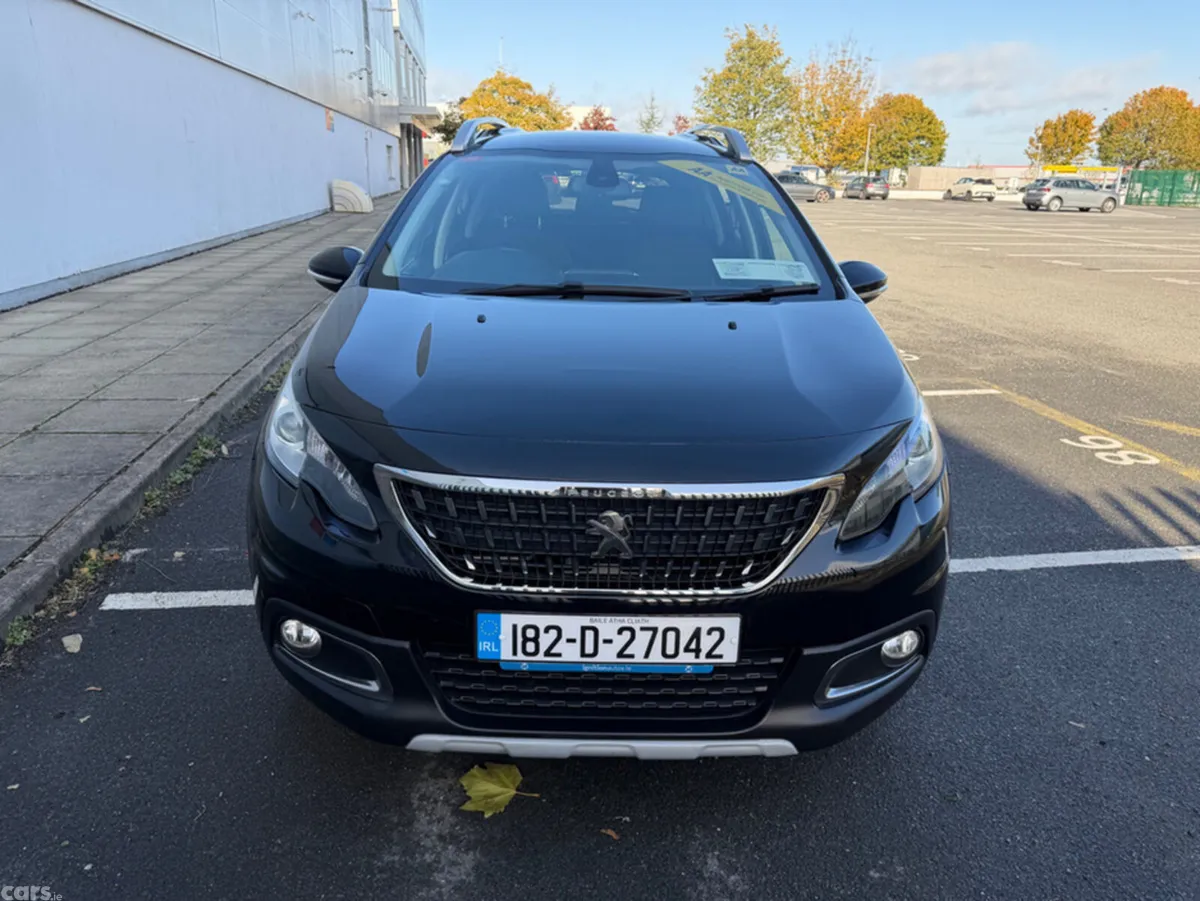 Peugeot 2008 Hatchback, Petrol, 2018, Black