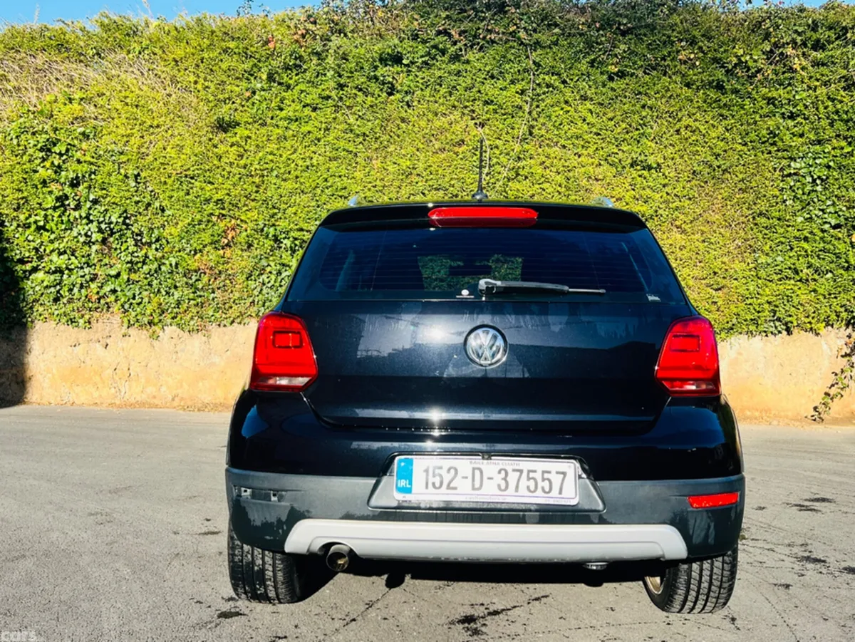 Volkswagen Polo Hatchback, Petrol, 2015, Black