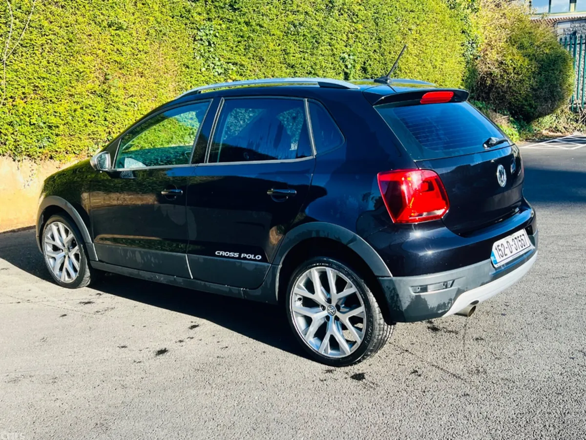 Volkswagen Polo Hatchback, Petrol, 2015, Black