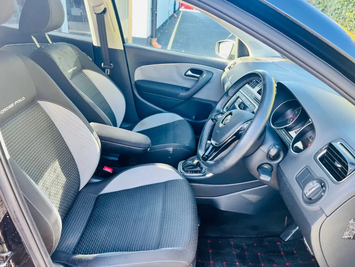 Volkswagen Polo Hatchback, Petrol, 2015, Black