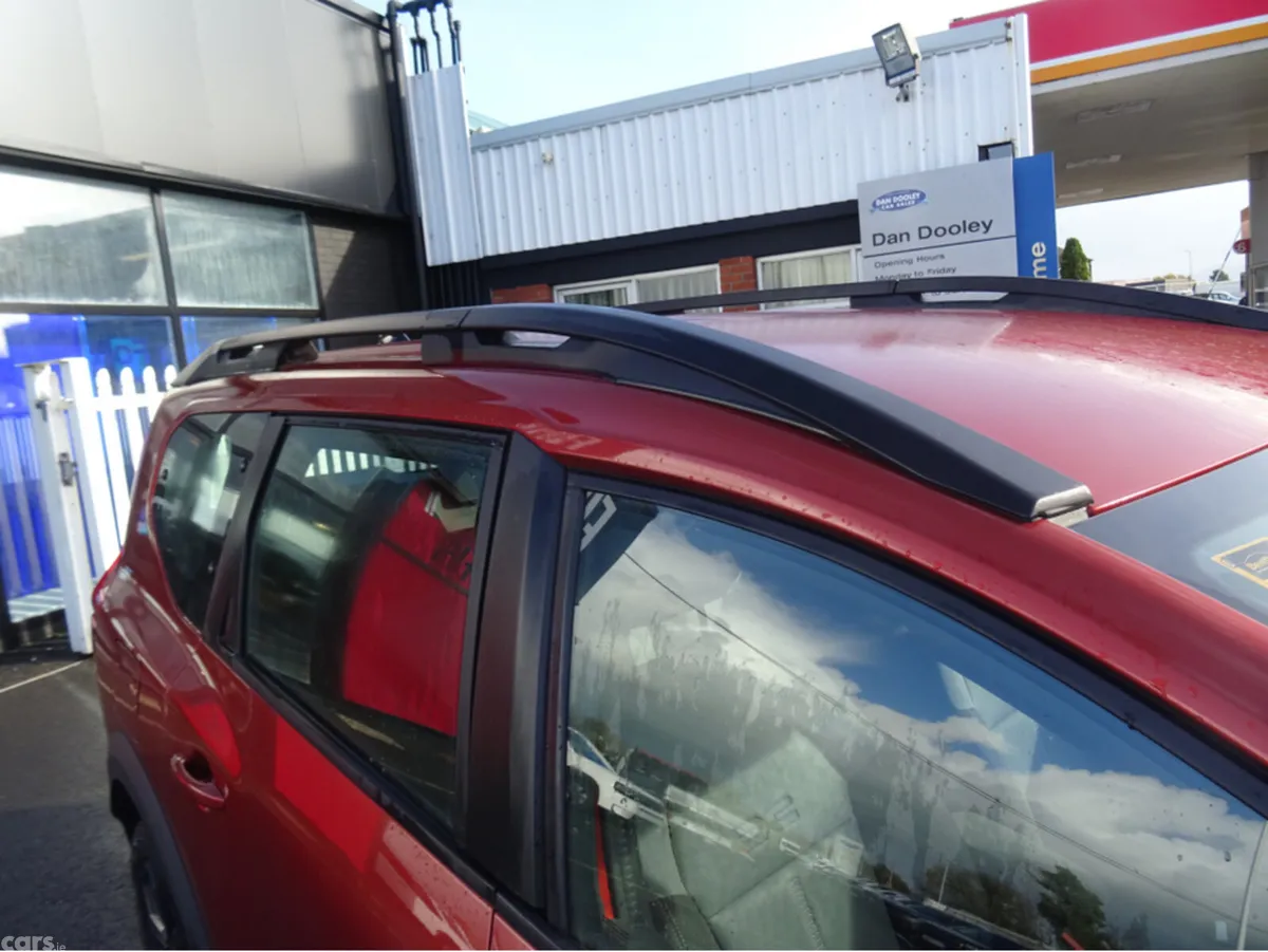 Dacia Jogger MPV, Petrol, 2024, Brown