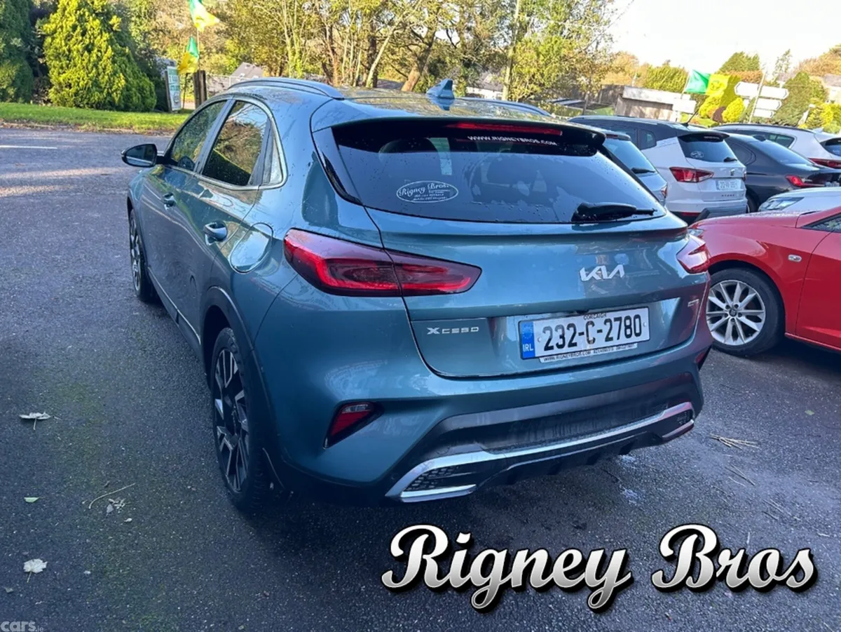 Kia XCeed Hatchback, Petrol Plug-in Hybrid, 2023, Grey