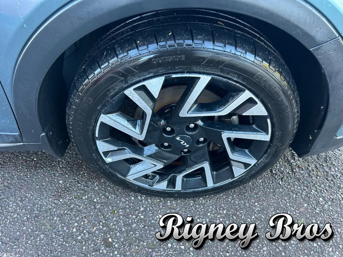 Kia XCeed Hatchback, Petrol Plug-in Hybrid, 2023, Grey