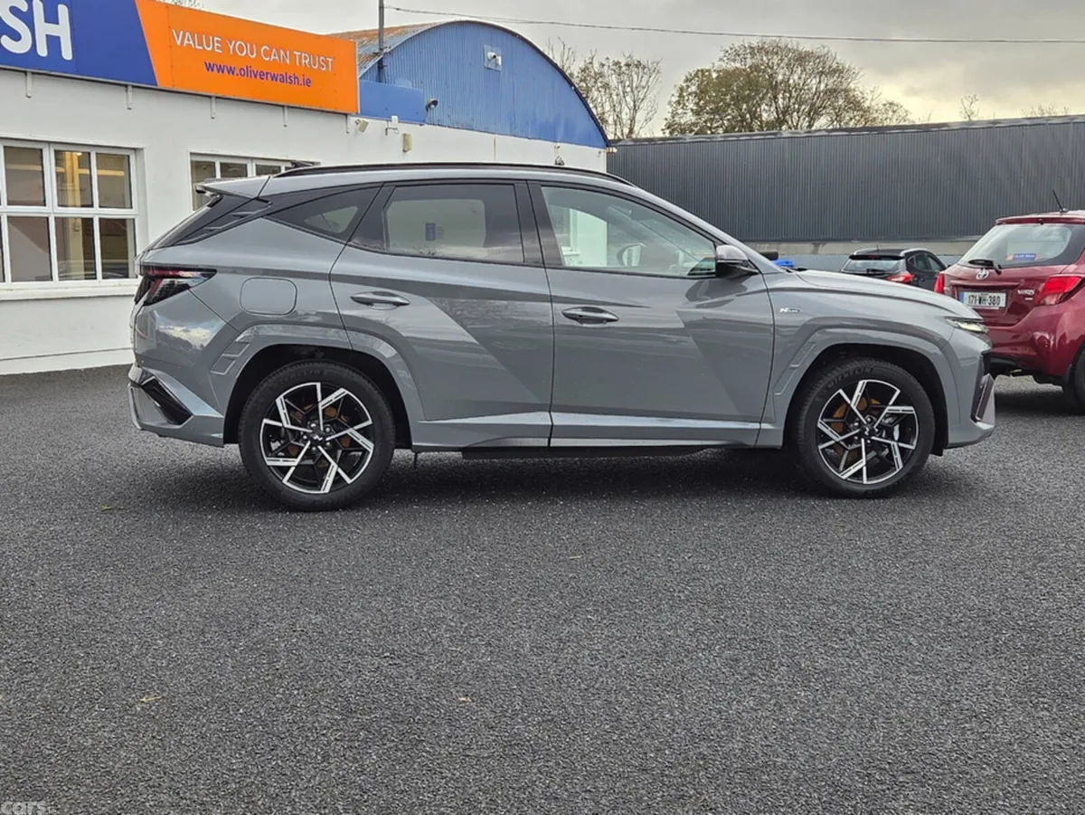 Hyundai Tucson Estate, Petrol Plug-in Hybrid, 2024, Grey