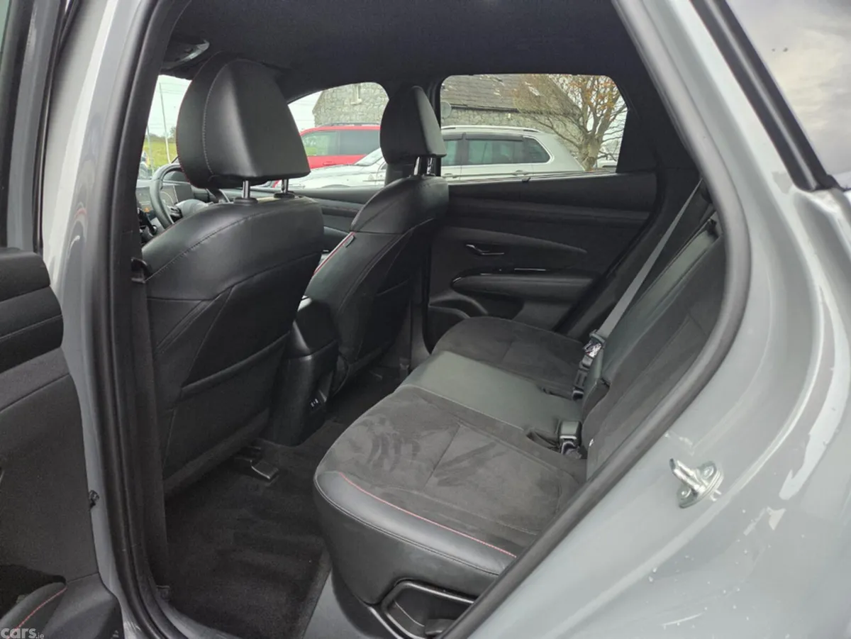 Hyundai Tucson Estate, Petrol Plug-in Hybrid, 2024, Grey