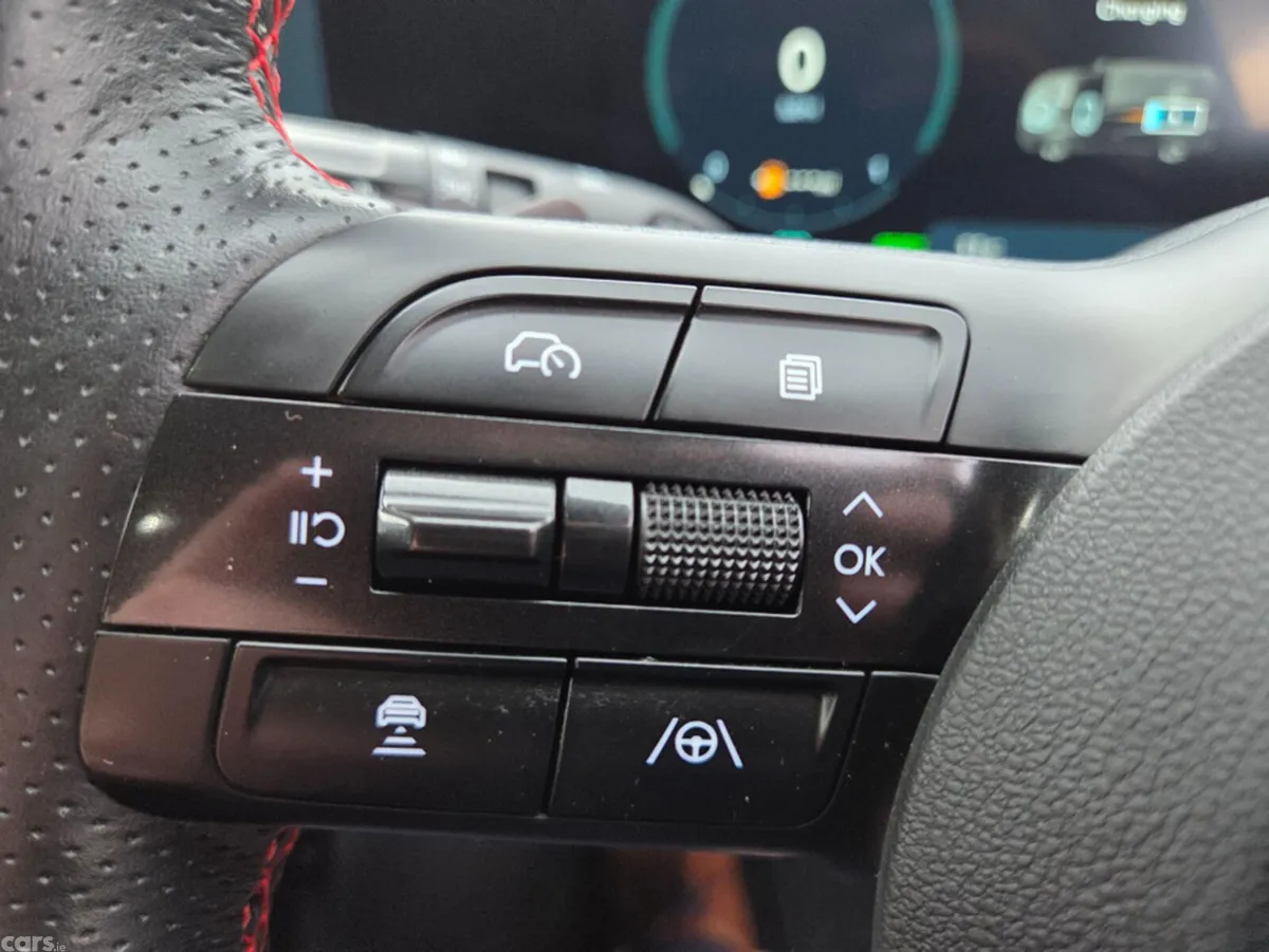 Hyundai Tucson Estate, Petrol Plug-in Hybrid, 2024, Grey