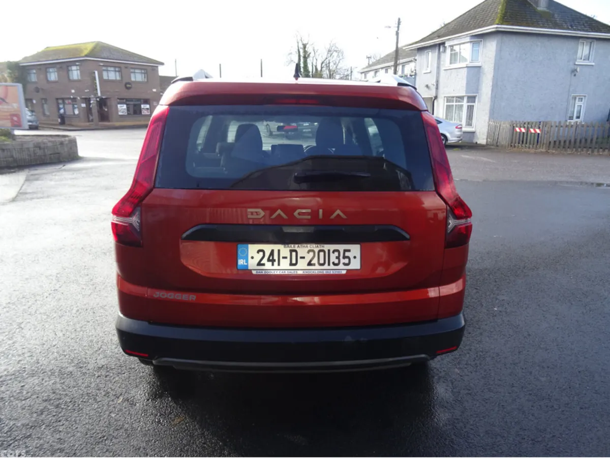 Dacia Jogger MPV, Petrol, 2024, Brown