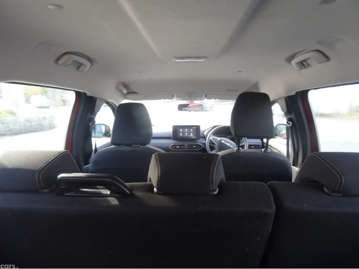 Dacia Jogger MPV, Petrol, 2024, Brown