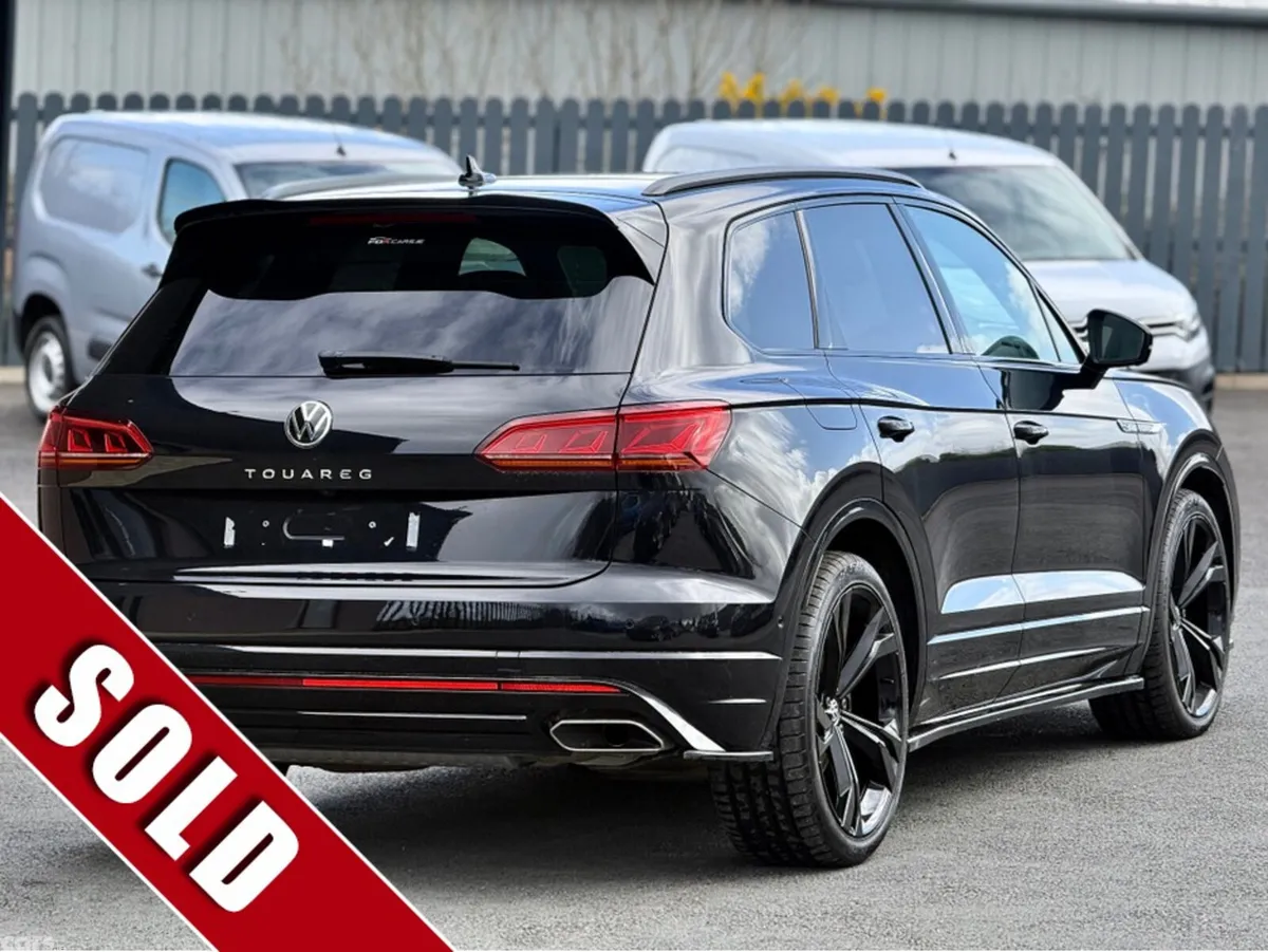 Volkswagen Touareg SUV, Diesel, 2022, Black
