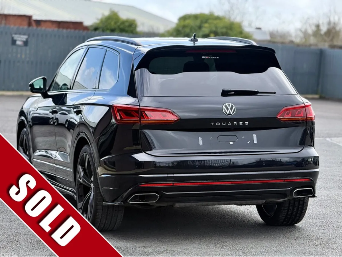 Volkswagen Touareg SUV, Diesel, 2022, Black