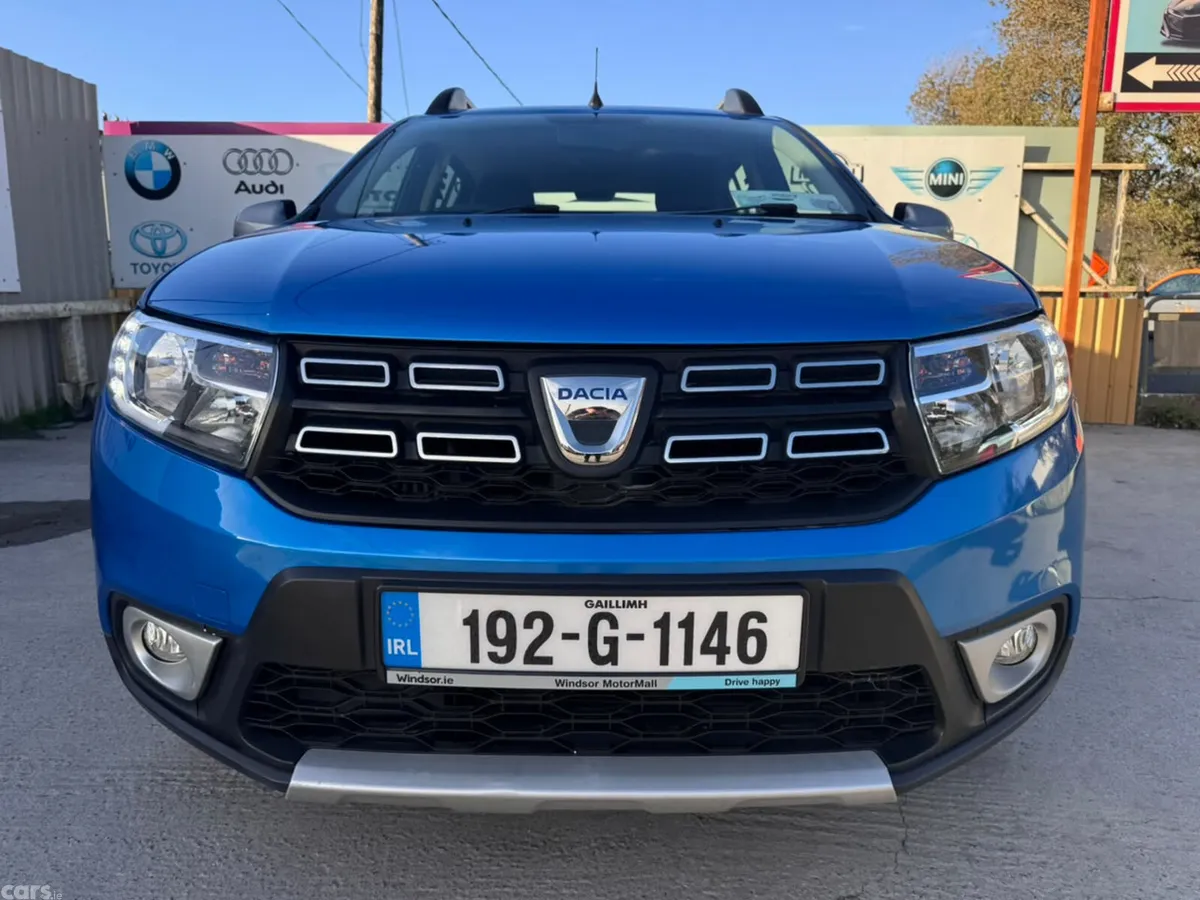 Dacia Sandero Stepway Hatchback, Petrol, 2019, Blue