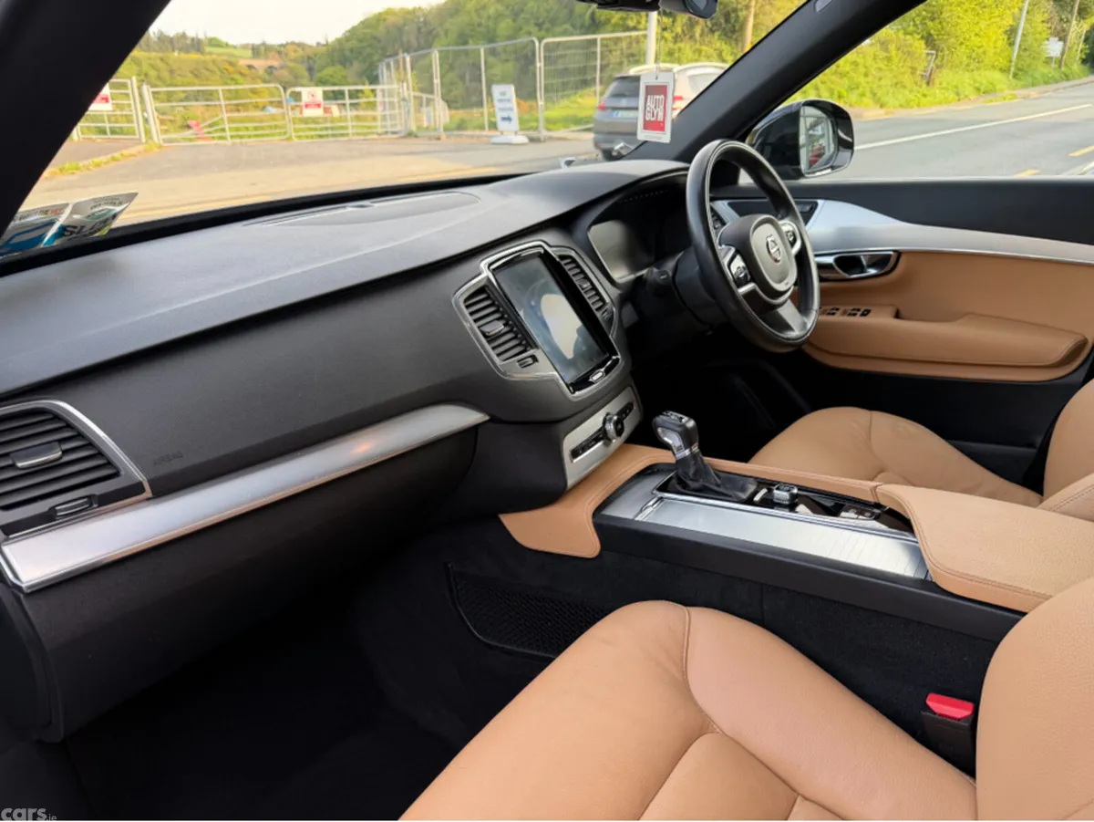 Volvo XC90 MPV, Diesel, 2019, Black