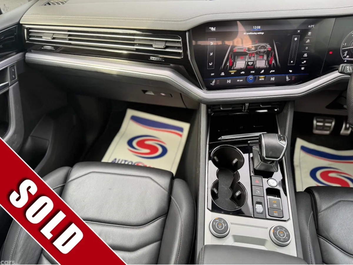 Volkswagen Touareg SUV, Diesel, 2022, Black