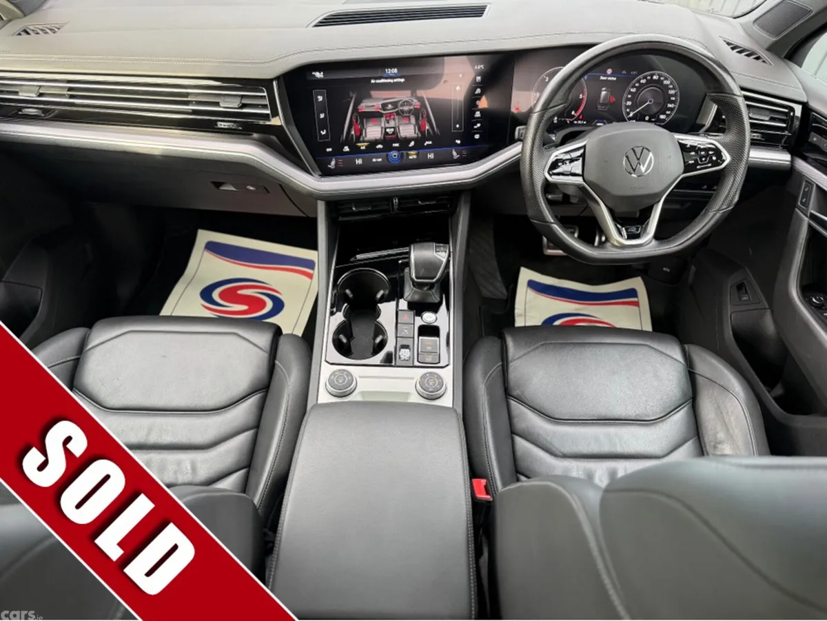 Volkswagen Touareg SUV, Diesel, 2022, Black