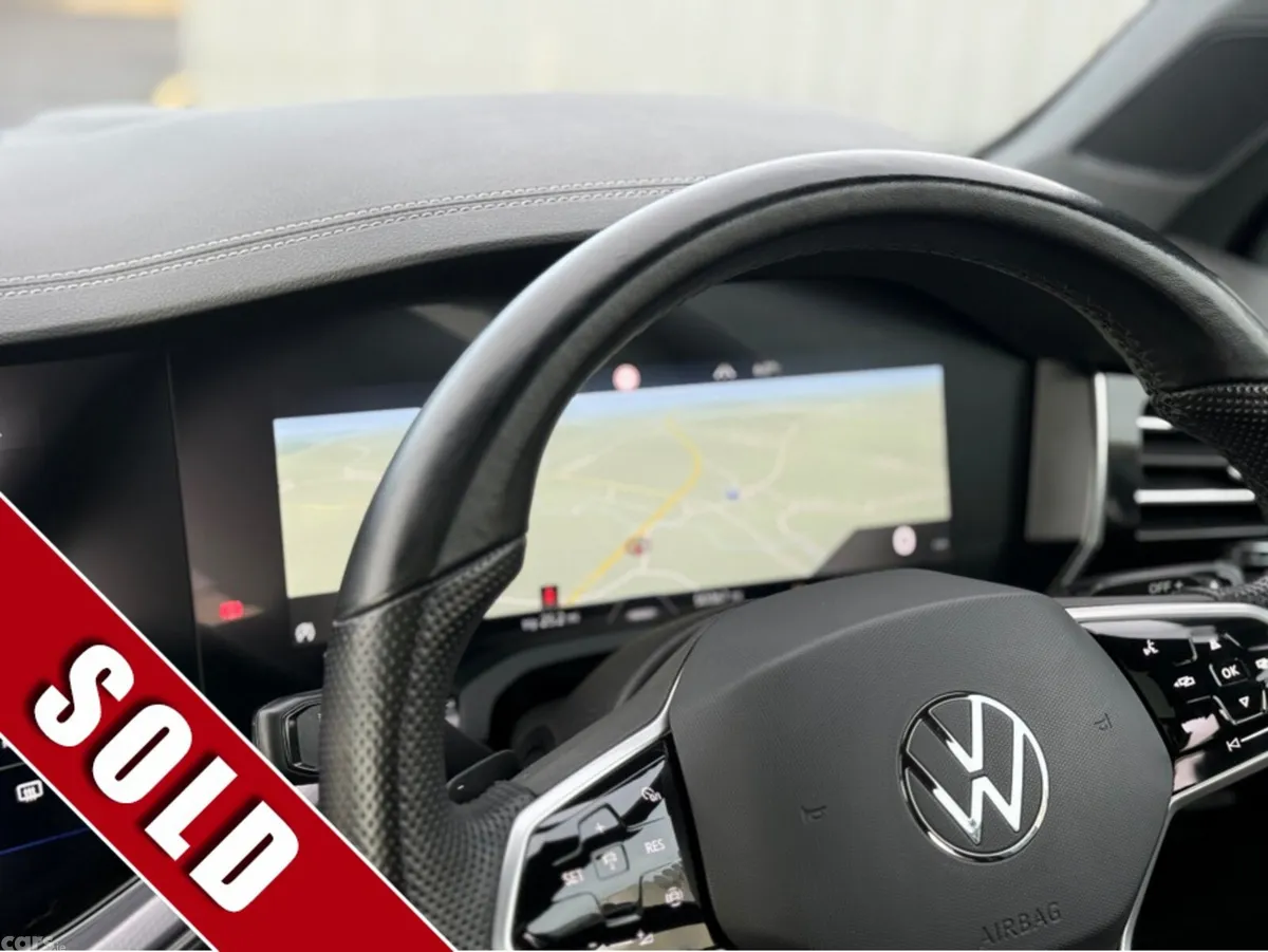 Volkswagen Touareg SUV, Diesel, 2022, Black