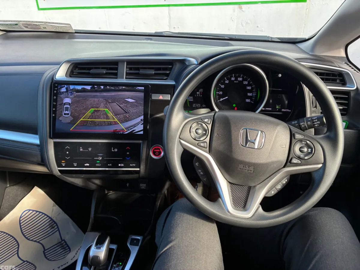 Honda Fit Hatchback, Petrol Hybrid, 2017, Silver