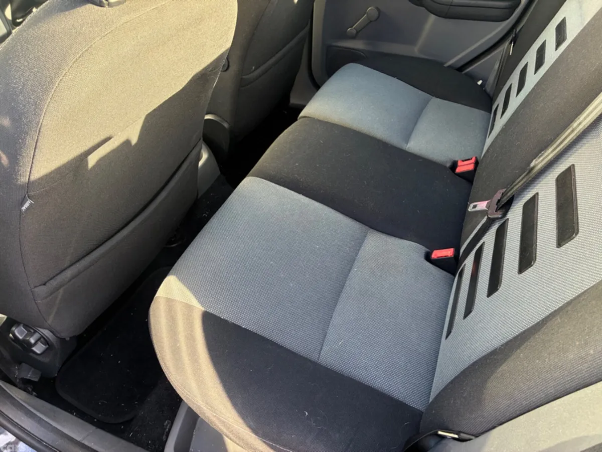 Ford Focus Hatchback, Diesel, 2011, Black