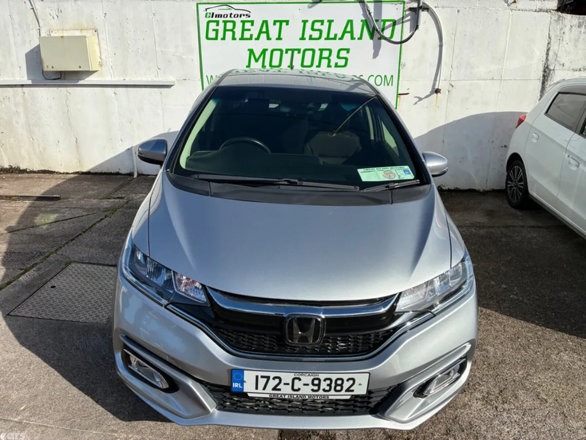 Honda Fit Hatchback, Petrol Hybrid, 2017, Silver