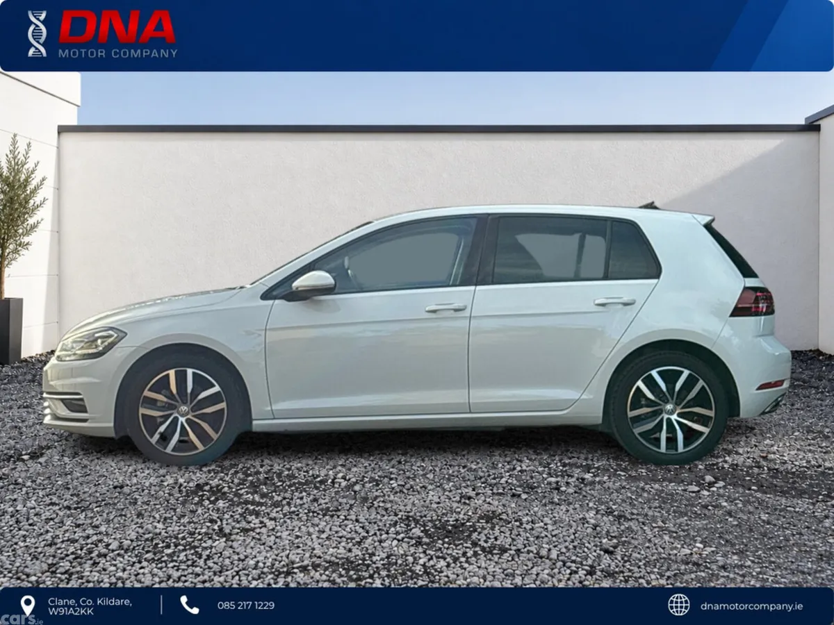 Volkswagen Golf Hatchback, Petrol, 2019, White