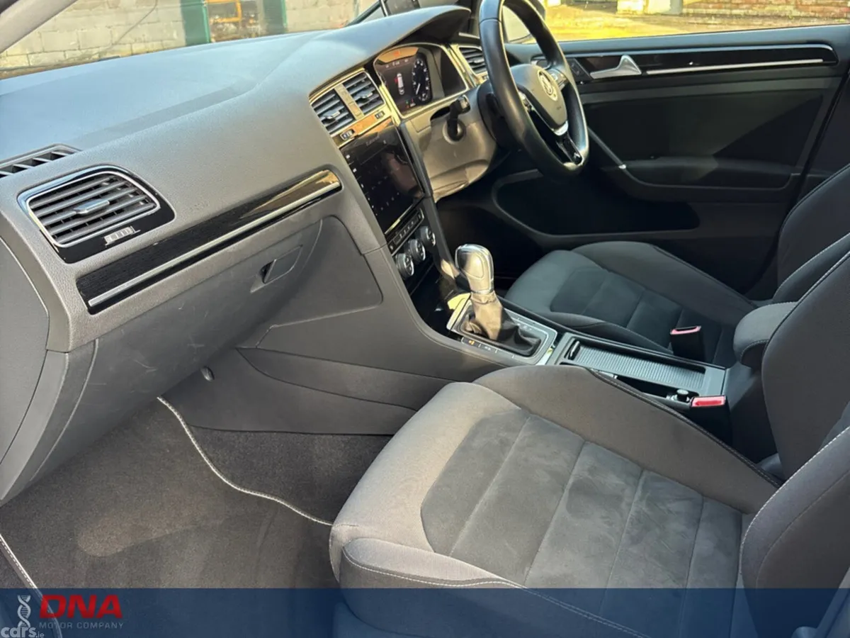 Volkswagen Golf Hatchback, Petrol, 2019, White