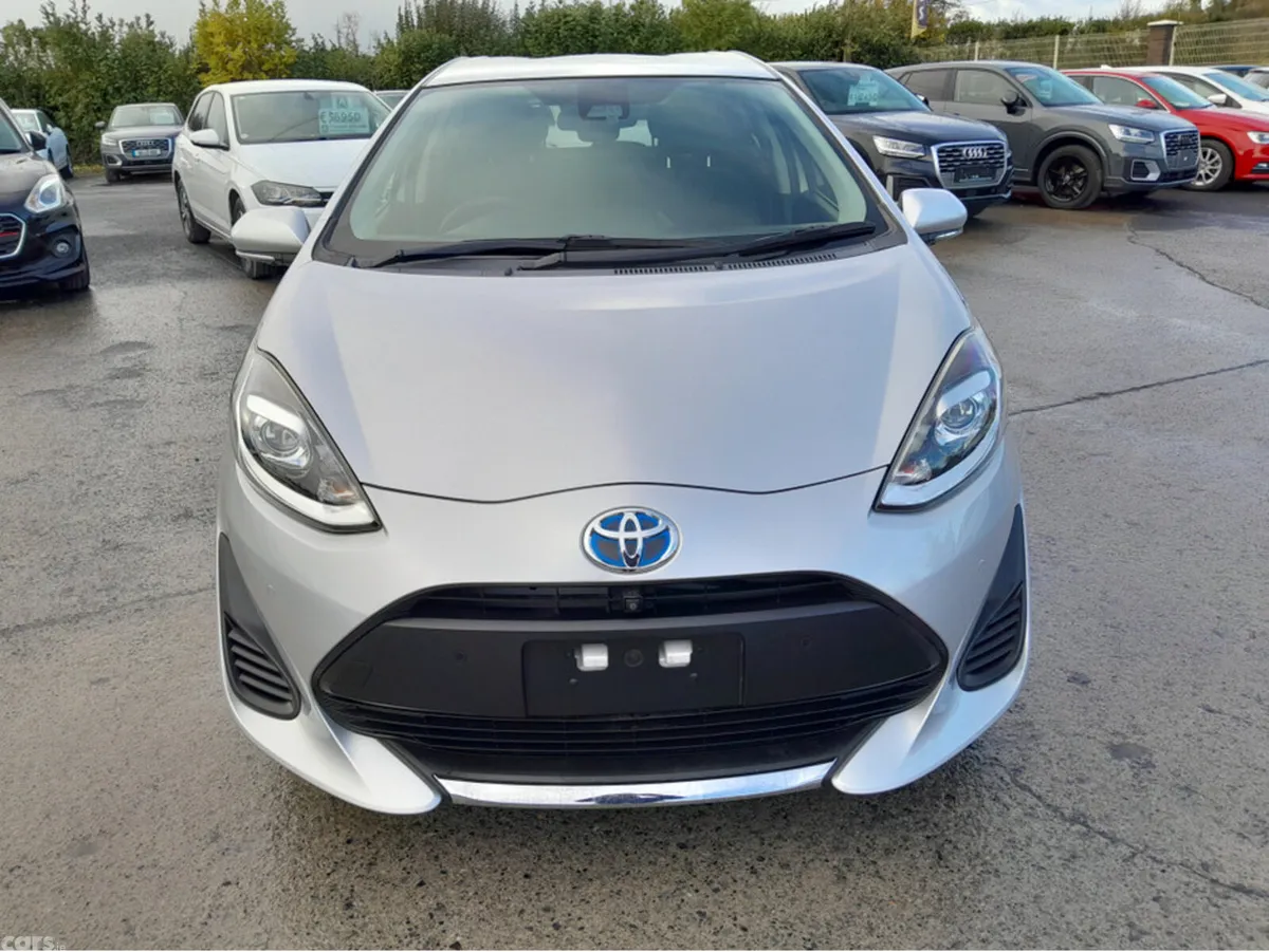 Toyota Aqua Hatchback, Petrol Hybrid, 2020, Silver