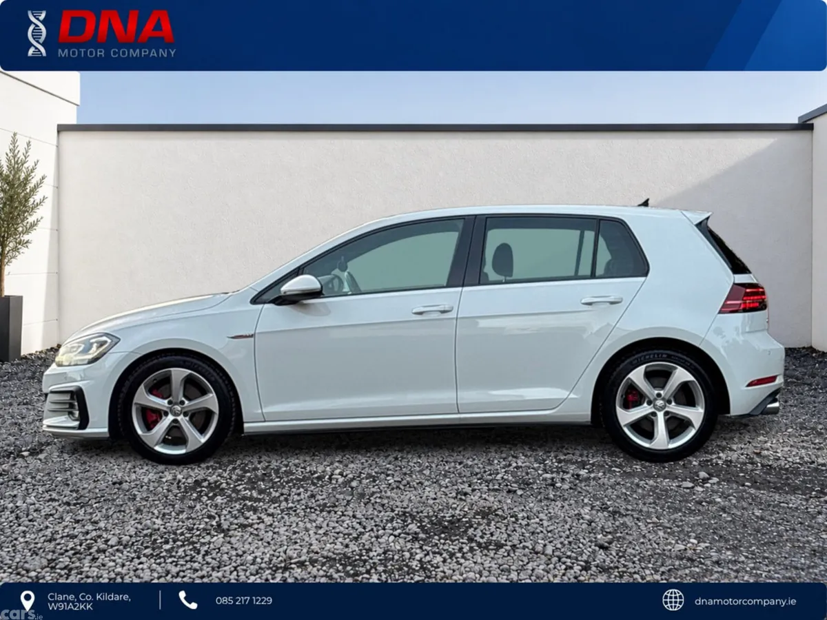 Volkswagen Golf Hatchback, Petrol, 2018, White