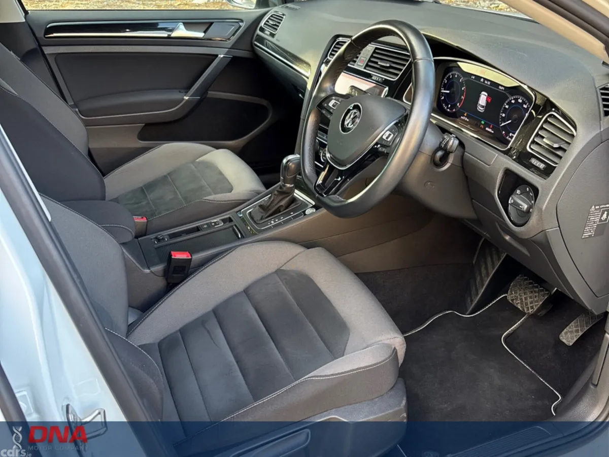 Volkswagen Golf Hatchback, Petrol, 2019, White