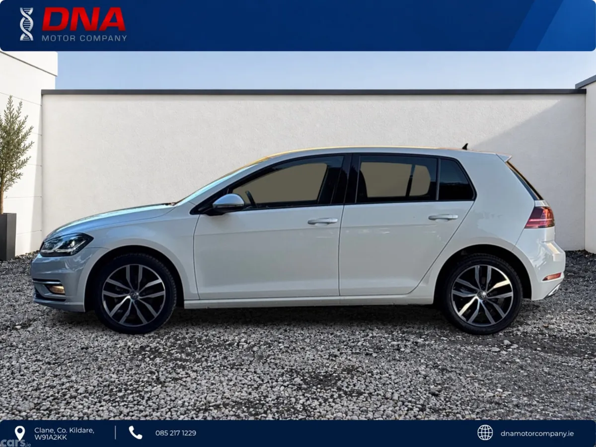 Volkswagen Golf Hatchback, Petrol, 2019, White