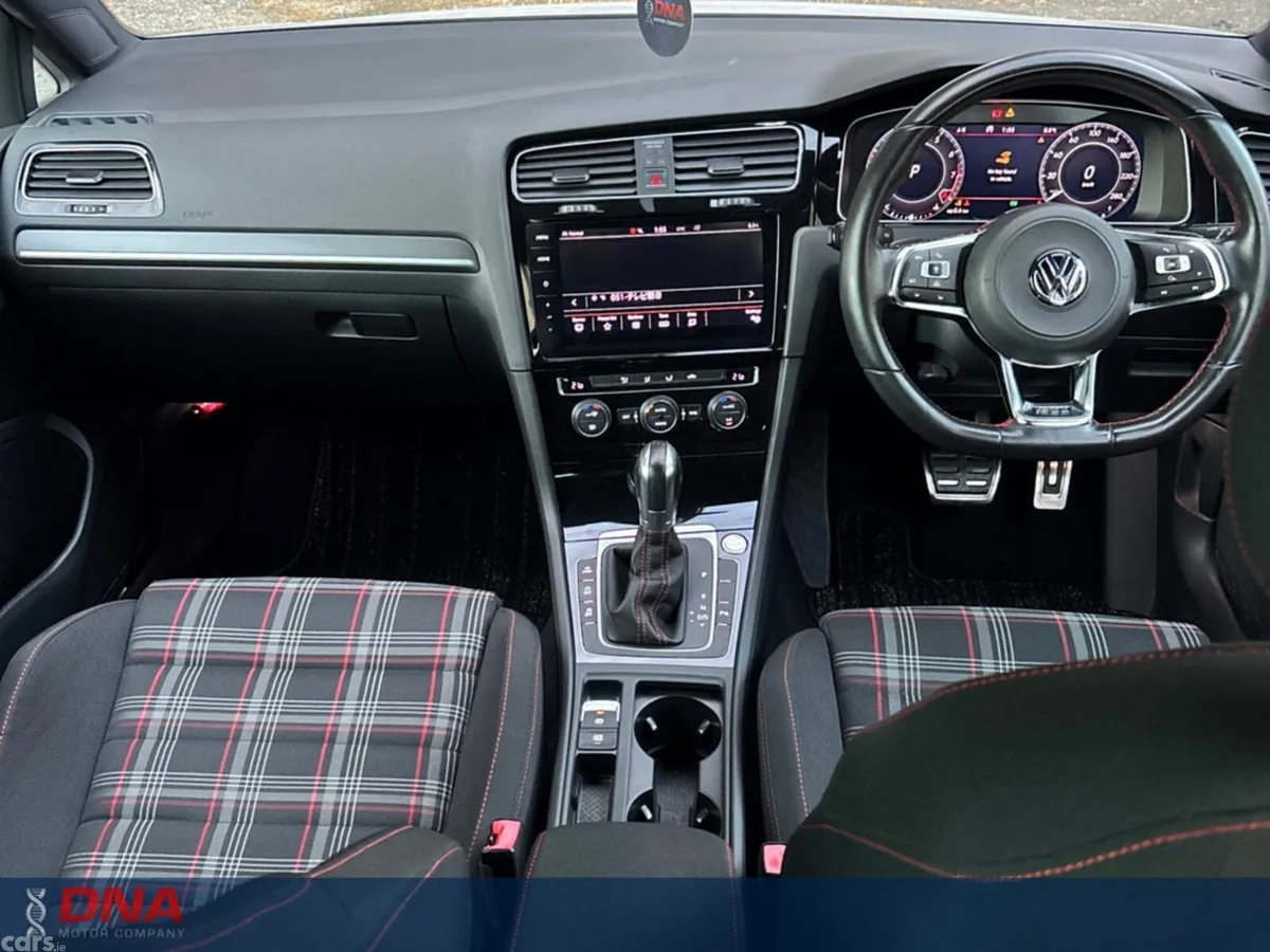 Volkswagen Golf Hatchback, Petrol, 2018, White