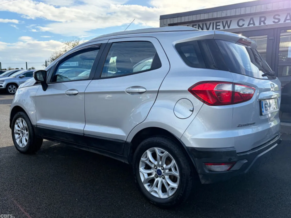 Ford EcoSport Hatchback, Petrol, 2016, Silver