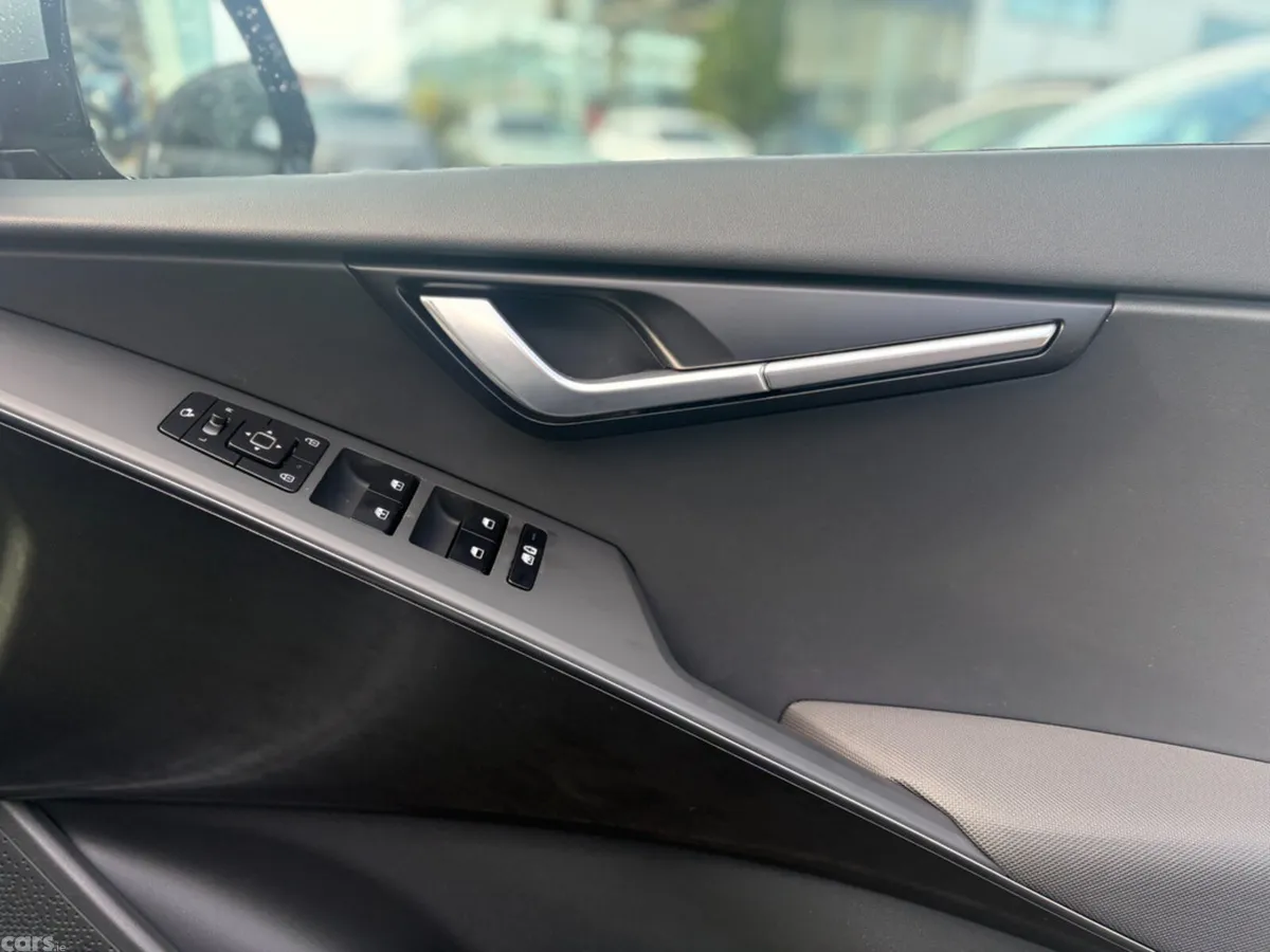 Kia Niro Hatchback, Petrol Plug-in Hybrid, 2027, Grey