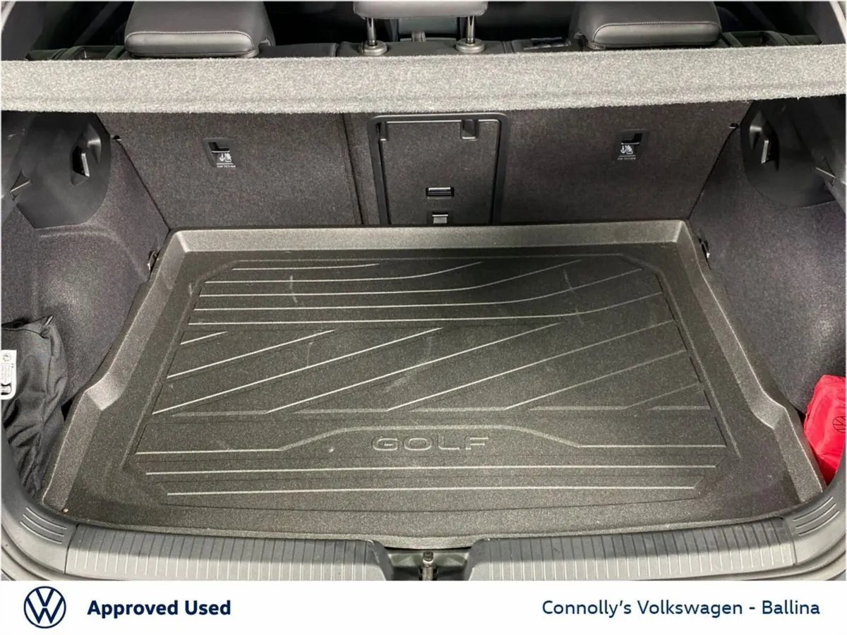 Volkswagen Golf Hatchback, Diesel, 2026, Grey