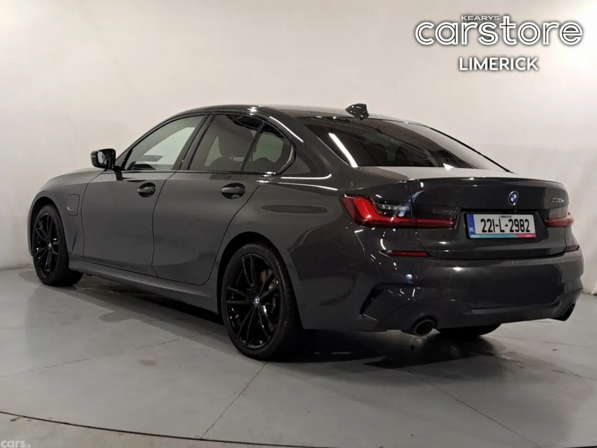 BMW 3-Series Saloon, Petrol Plug-in Hybrid, 2022, Grey