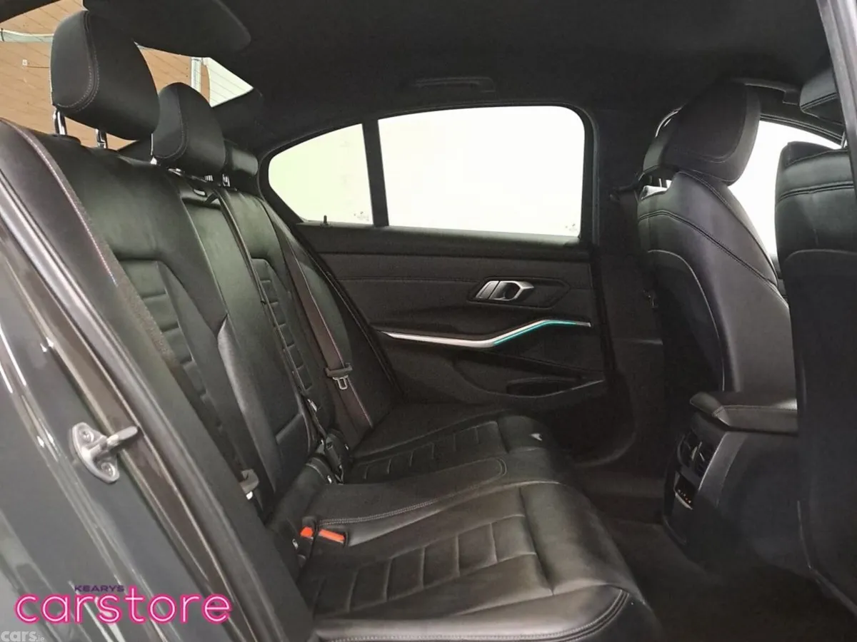 BMW 3-Series Saloon, Petrol Plug-in Hybrid, 2022, Grey