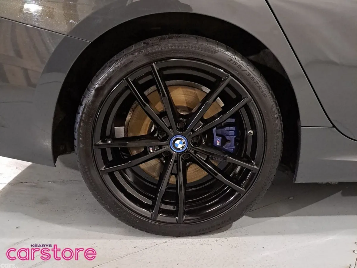 BMW 3-Series Saloon, Petrol Plug-in Hybrid, 2022, Grey