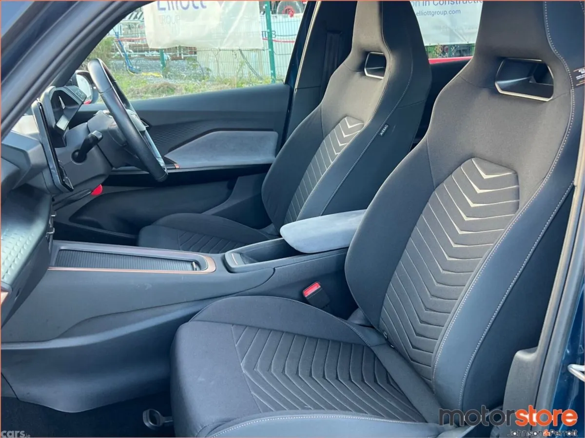 Cupra Born Estate, Electric, 2023, Blue