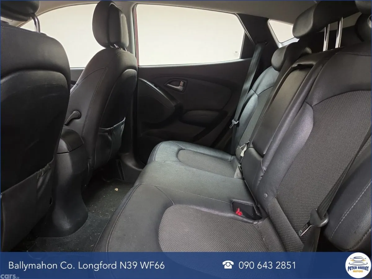 Hyundai ix35 SUV, Diesel, 2015, Red