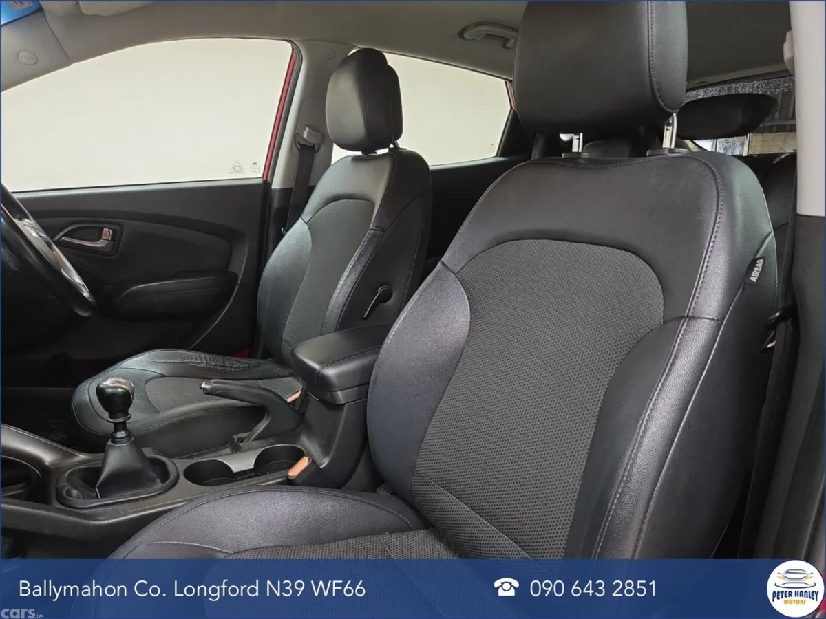 Hyundai ix35 SUV, Diesel, 2015, Red