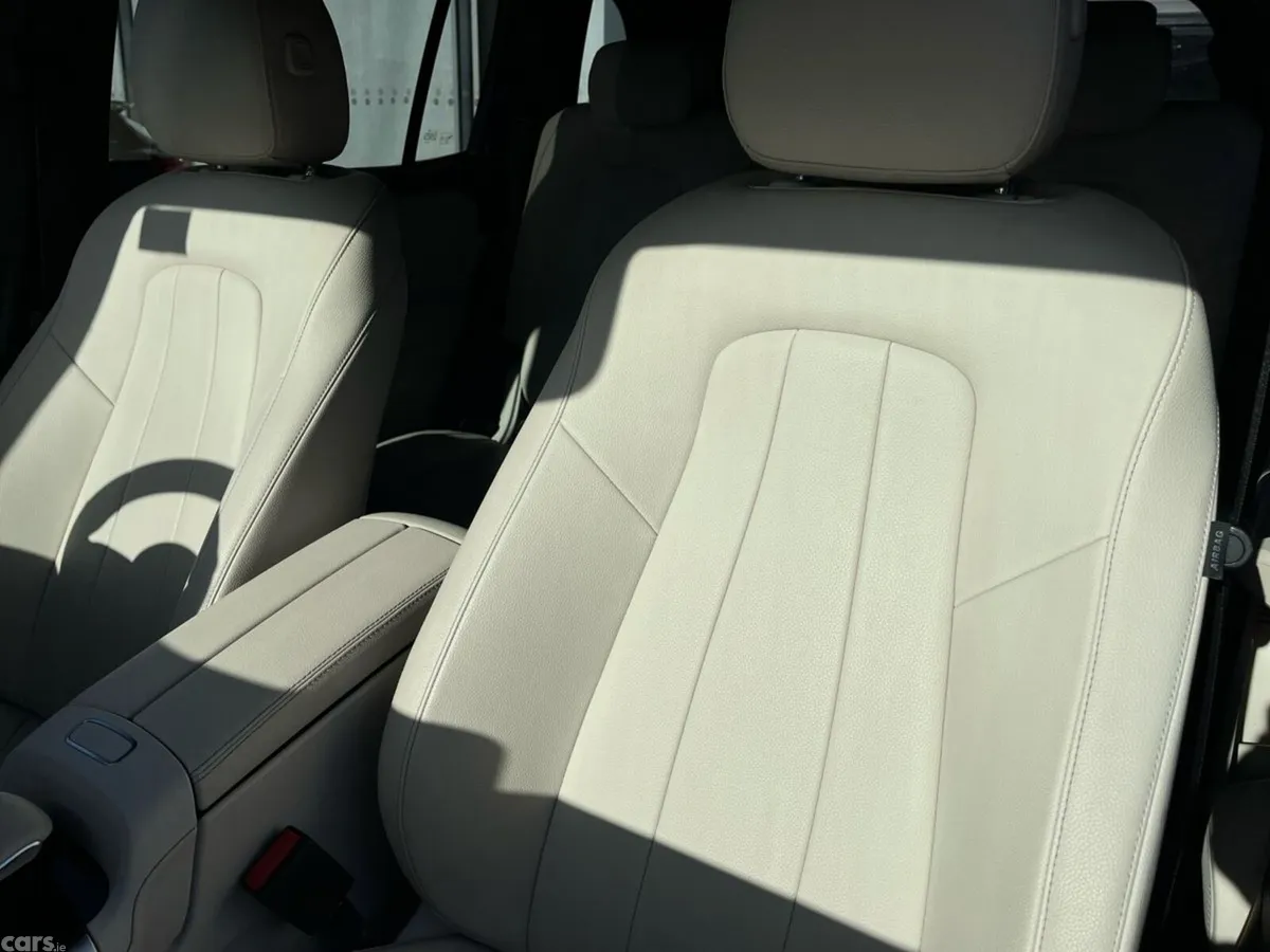Mercedes-Benz GLB Estate, Diesel, 2021, Blue