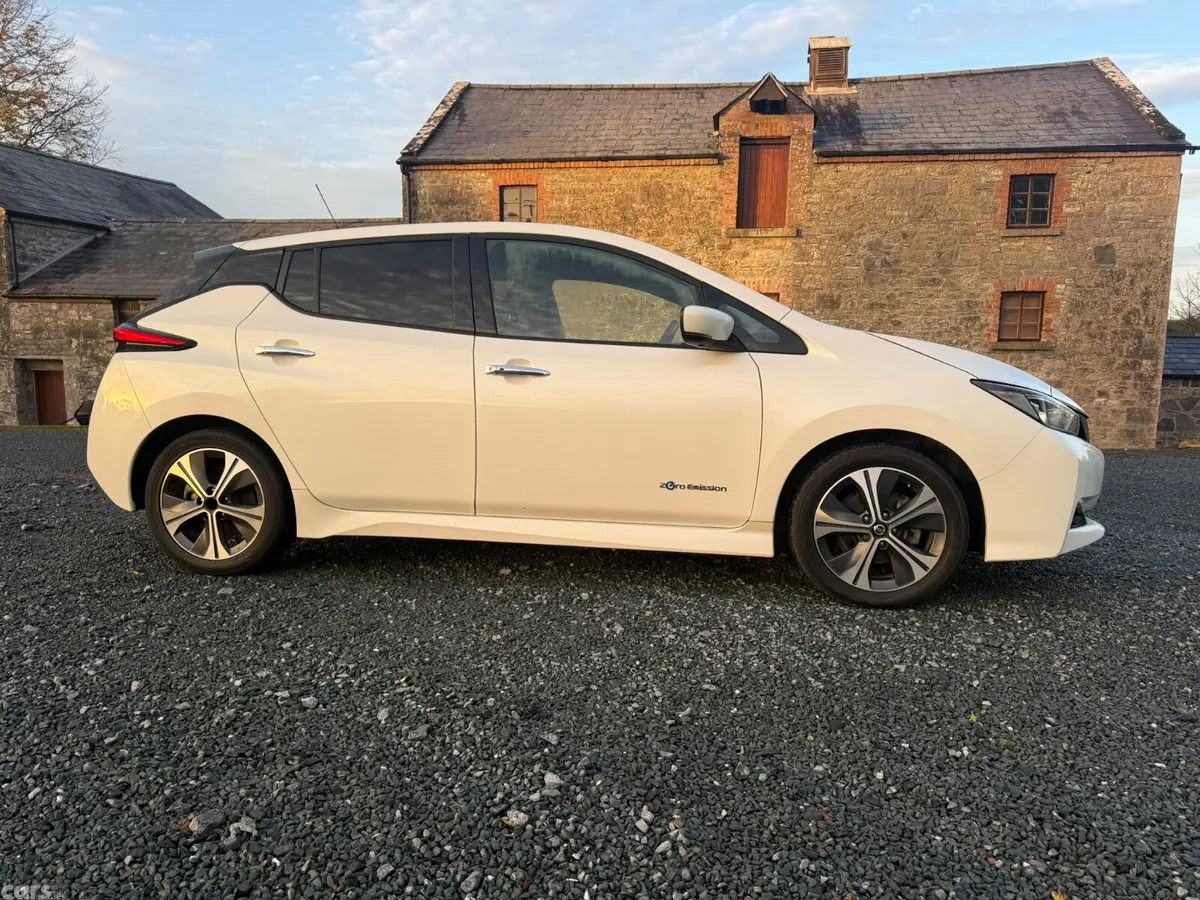 Nissan Leaf Hatchback, Electric, 2019, White